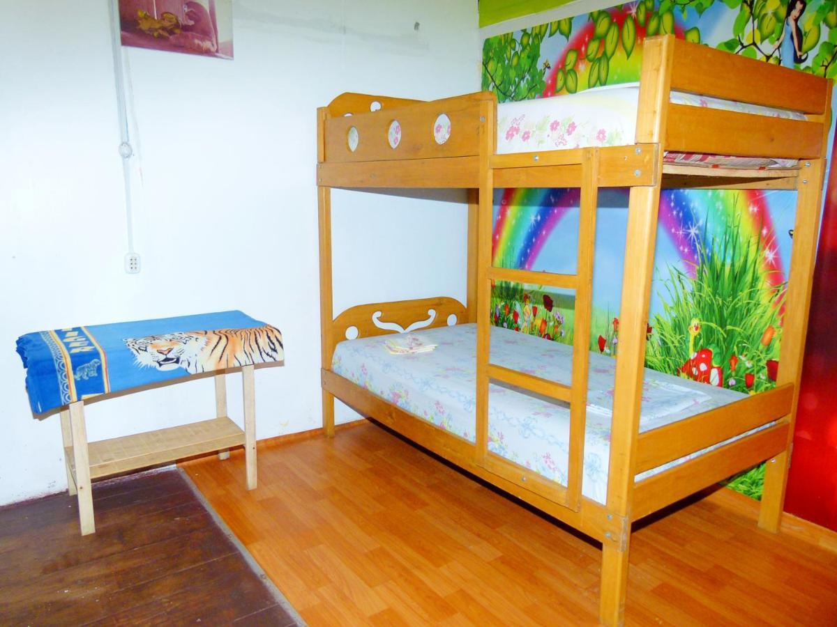 A&T Amazon Backpacker'S Bed & Breakfast Iquitos Ngoại thất bức ảnh