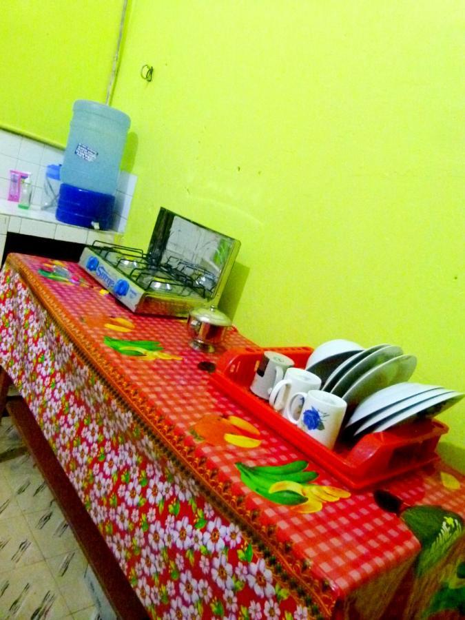 A&T Amazon Backpacker'S Bed & Breakfast Iquitos Ngoại thất bức ảnh